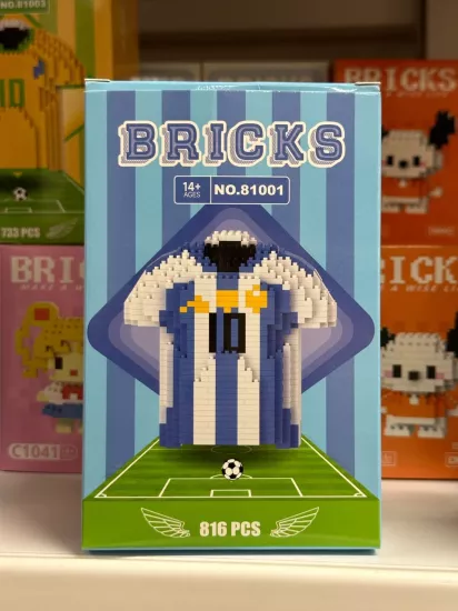 Büyük Boy Yüksek Parçalı Forma Lego