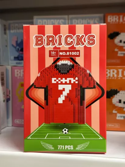 Büyük Boy Yüksek Parçalı Forma Lego